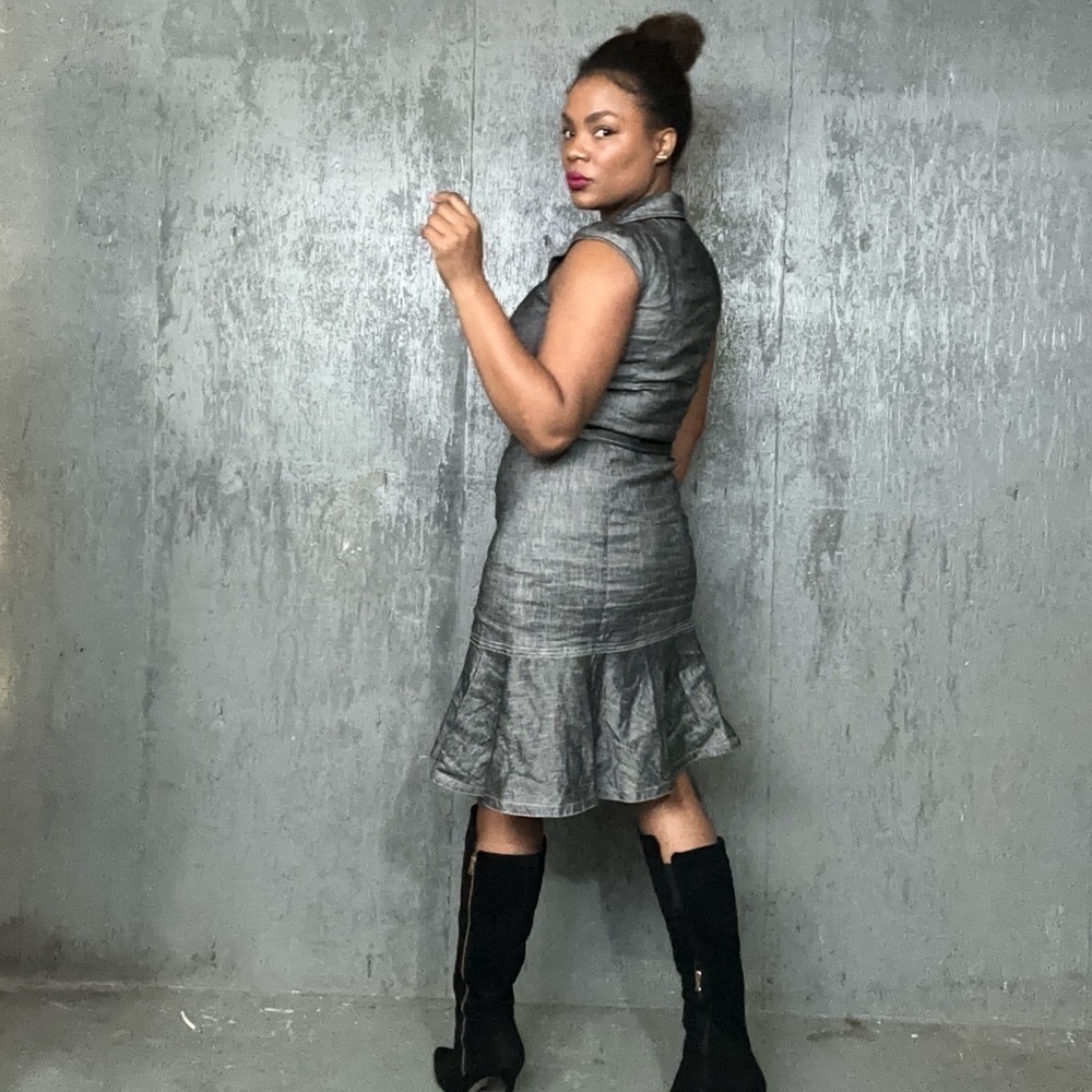 - Le Chateau Linen Midi Dress, M - Picture 4 of 10